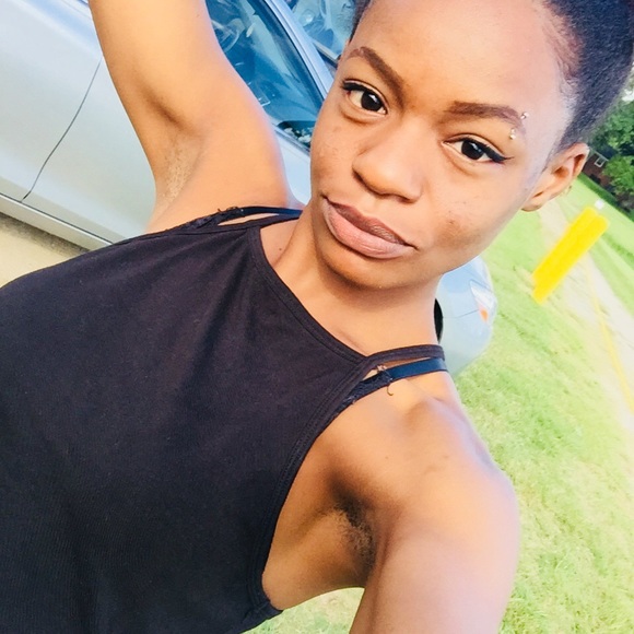 🗣MEET MEEEEE 🤗💕👋 - Picture 3 of 5